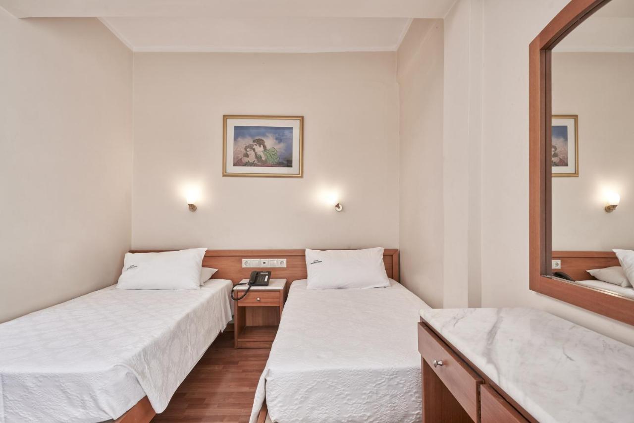 Mediterranee Патра Экстерьер фото